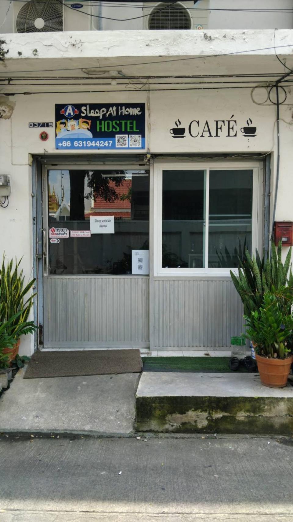 Sleepwith Me Hostel กรุงเทพมหานคร ภายนอก รูปภาพ
